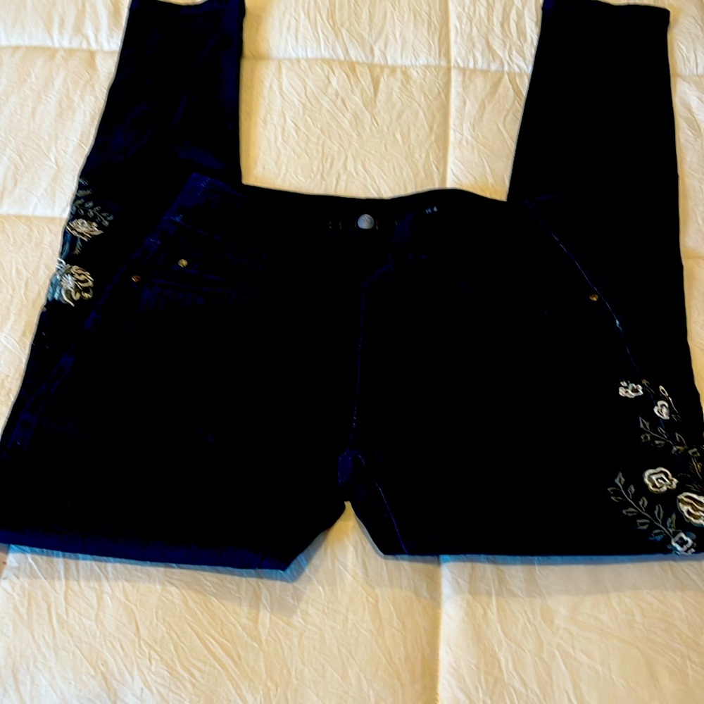 Blue embroidered jeans